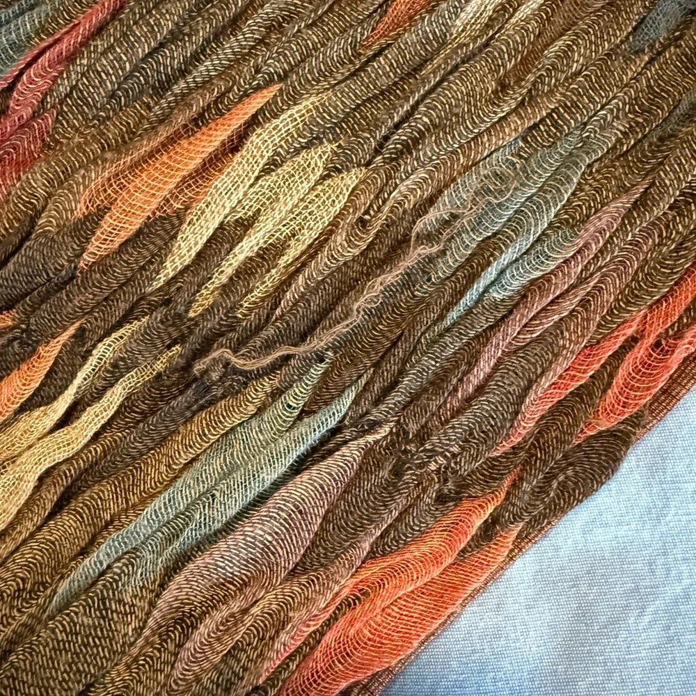 Multicolor Textured Scarf with Fringe